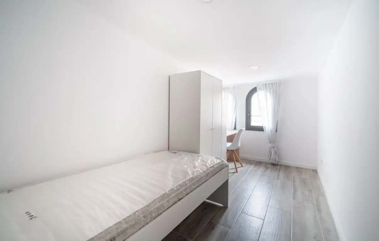 Habitació de lloguer, Igualada