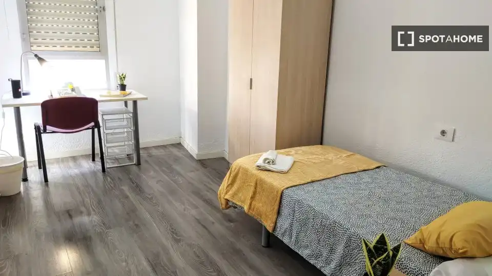 Habitación 120 m², Burjasot