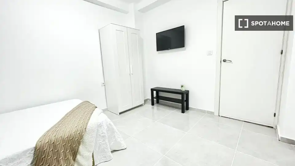 Habitación 81 m², Sevilla