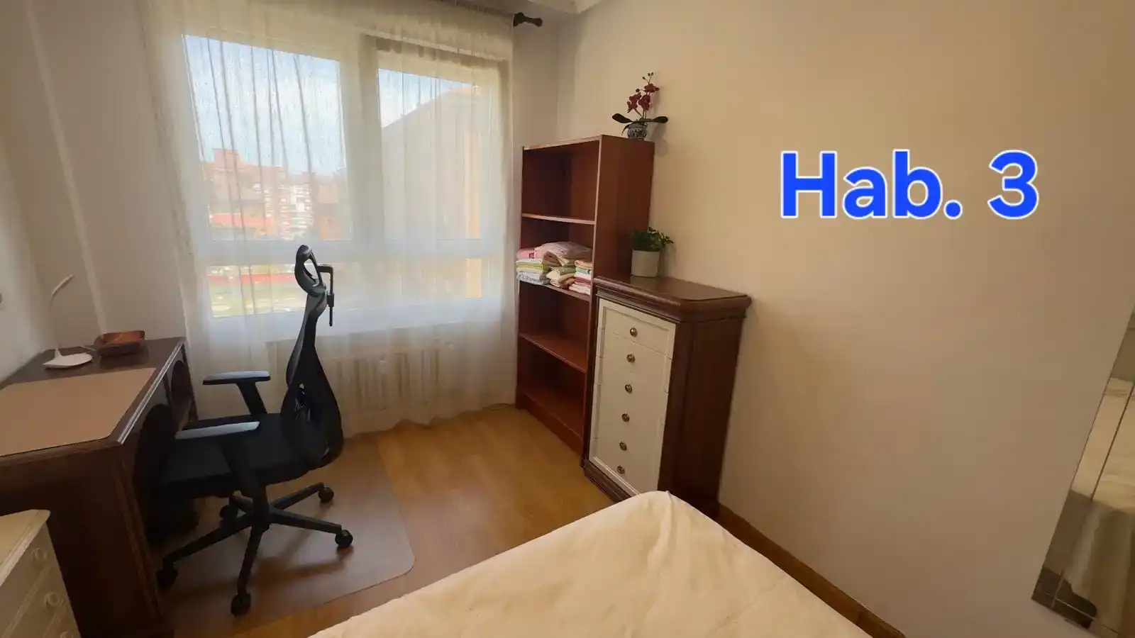 Habitación 85 m², Oviedo