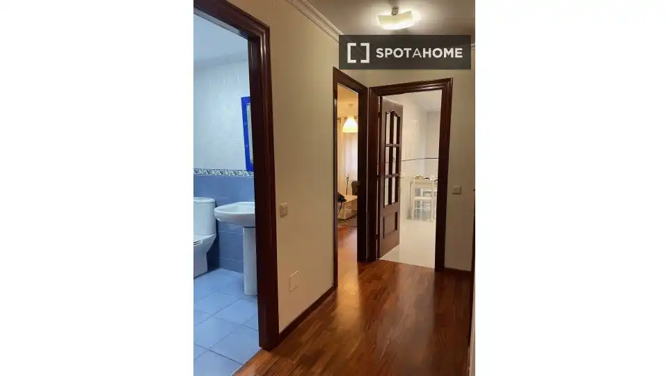 Habitación 81 m², Oviedo