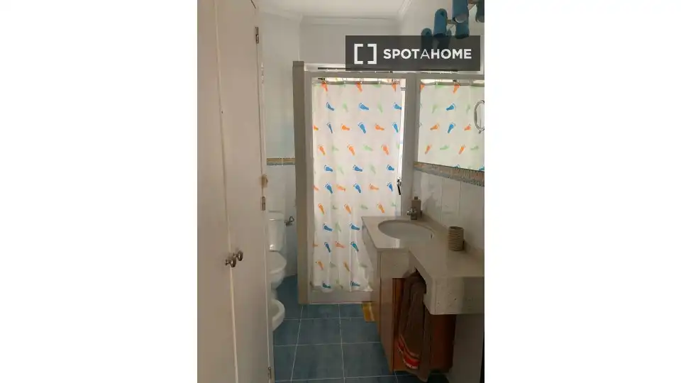 Habitación 98 m², Alicante