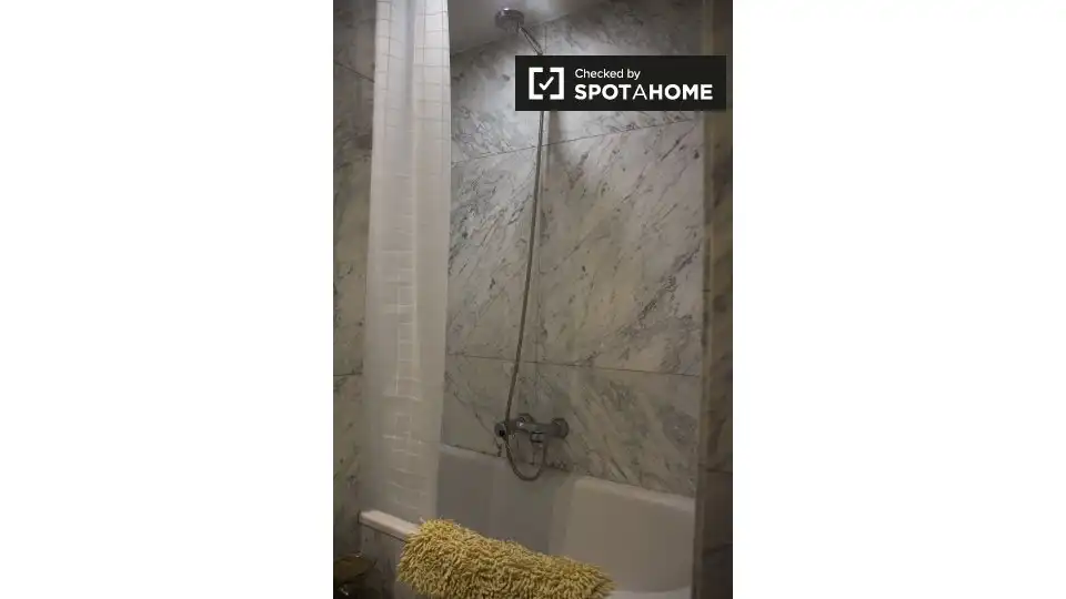 Chambre à louer, Madrid
