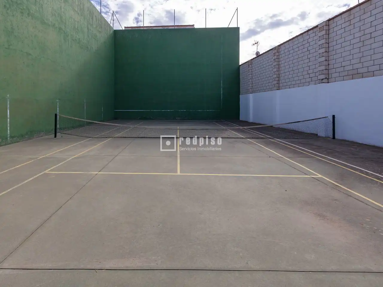 Piso de 1056 m² en Madridejos