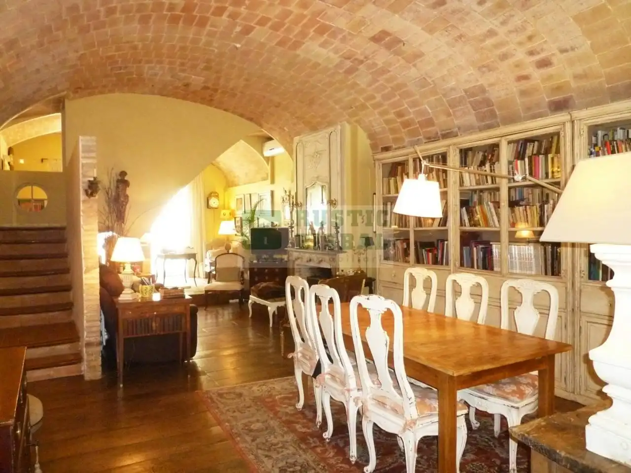 Casa de 257 m² a Navata