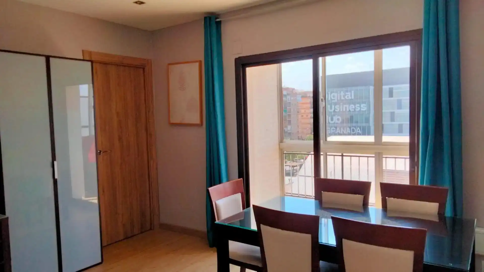 Habitación 90 m², Granada