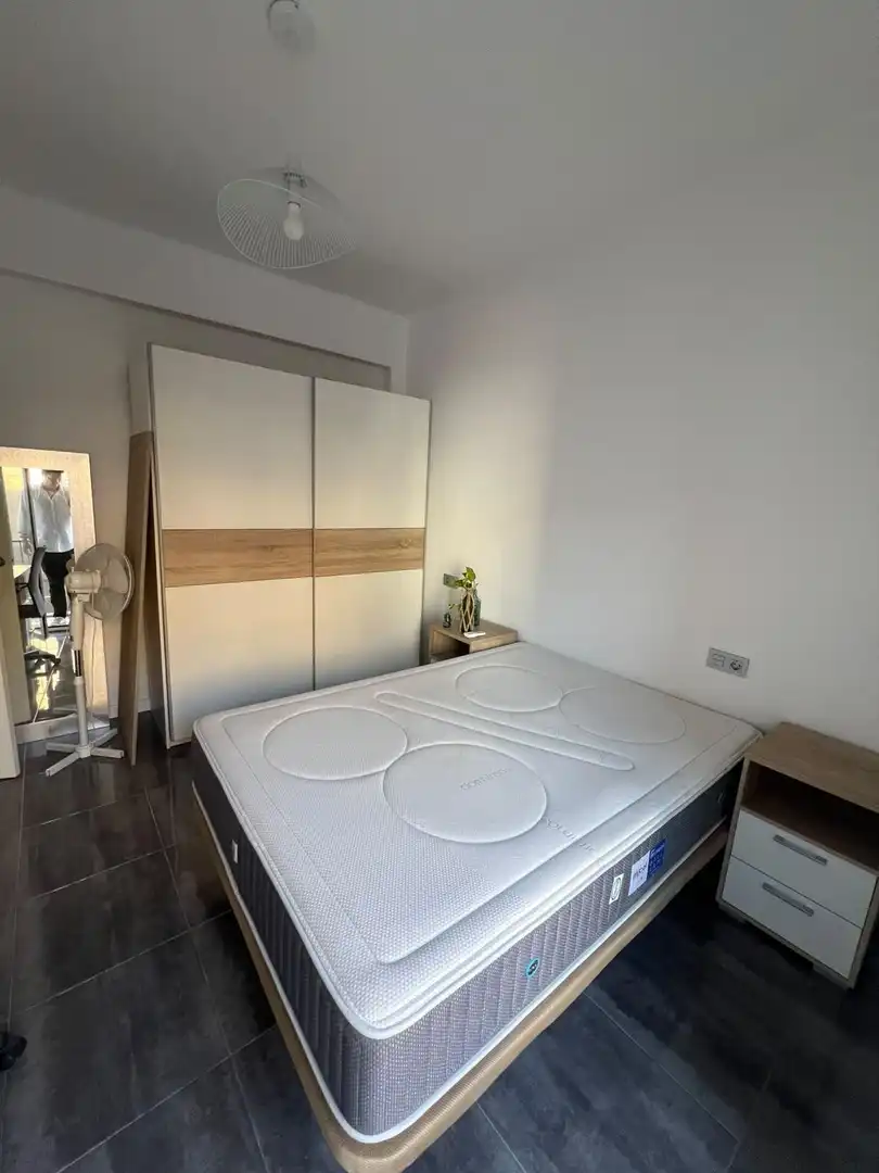 Piso de 80 m² en Almería