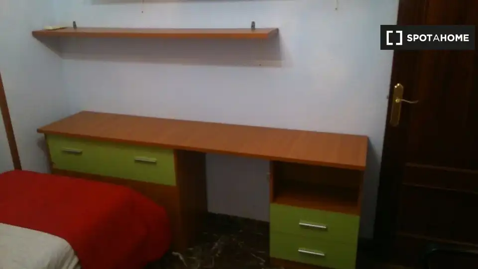Habitación 120 m², Jaén