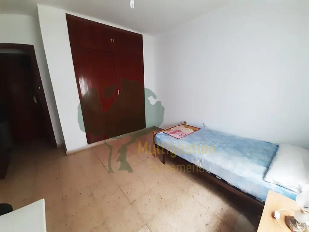 Квартира 114 м² в Cáceres
