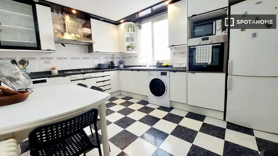 Habitación 127 m², Castellón de la Plana