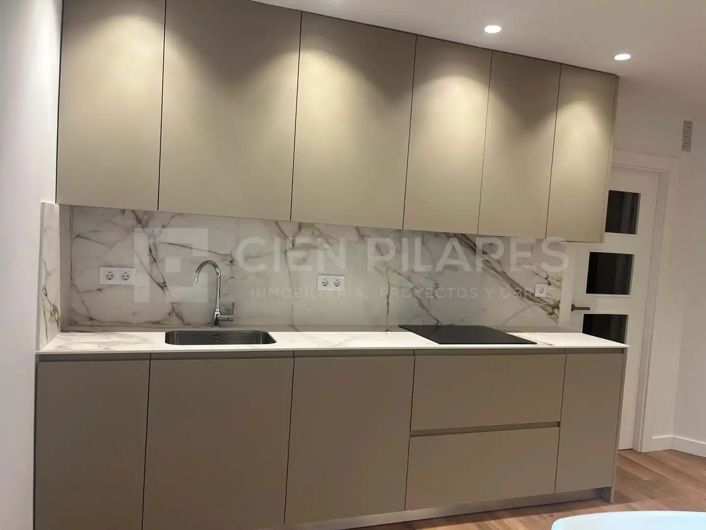 Habitación 195 m², Logroño
