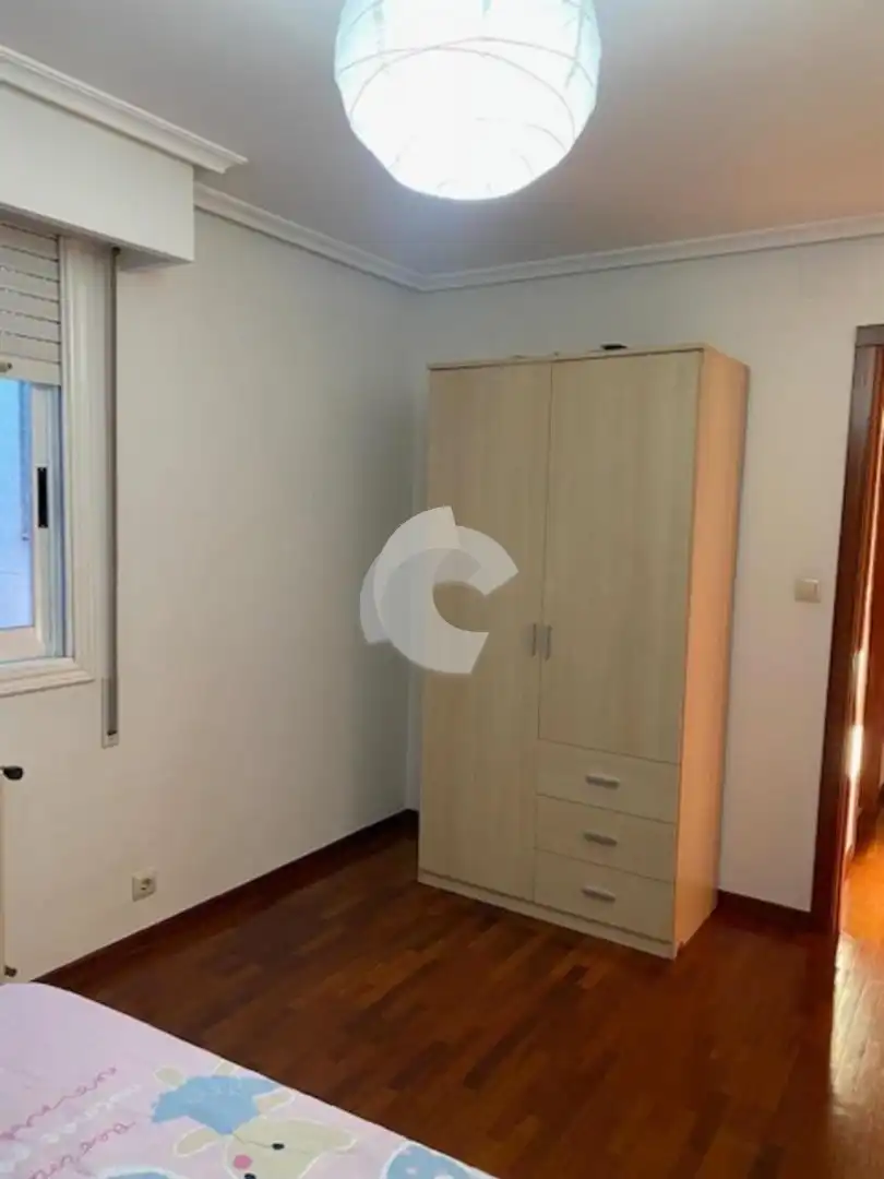 Wohnung 65 m² in Ourense