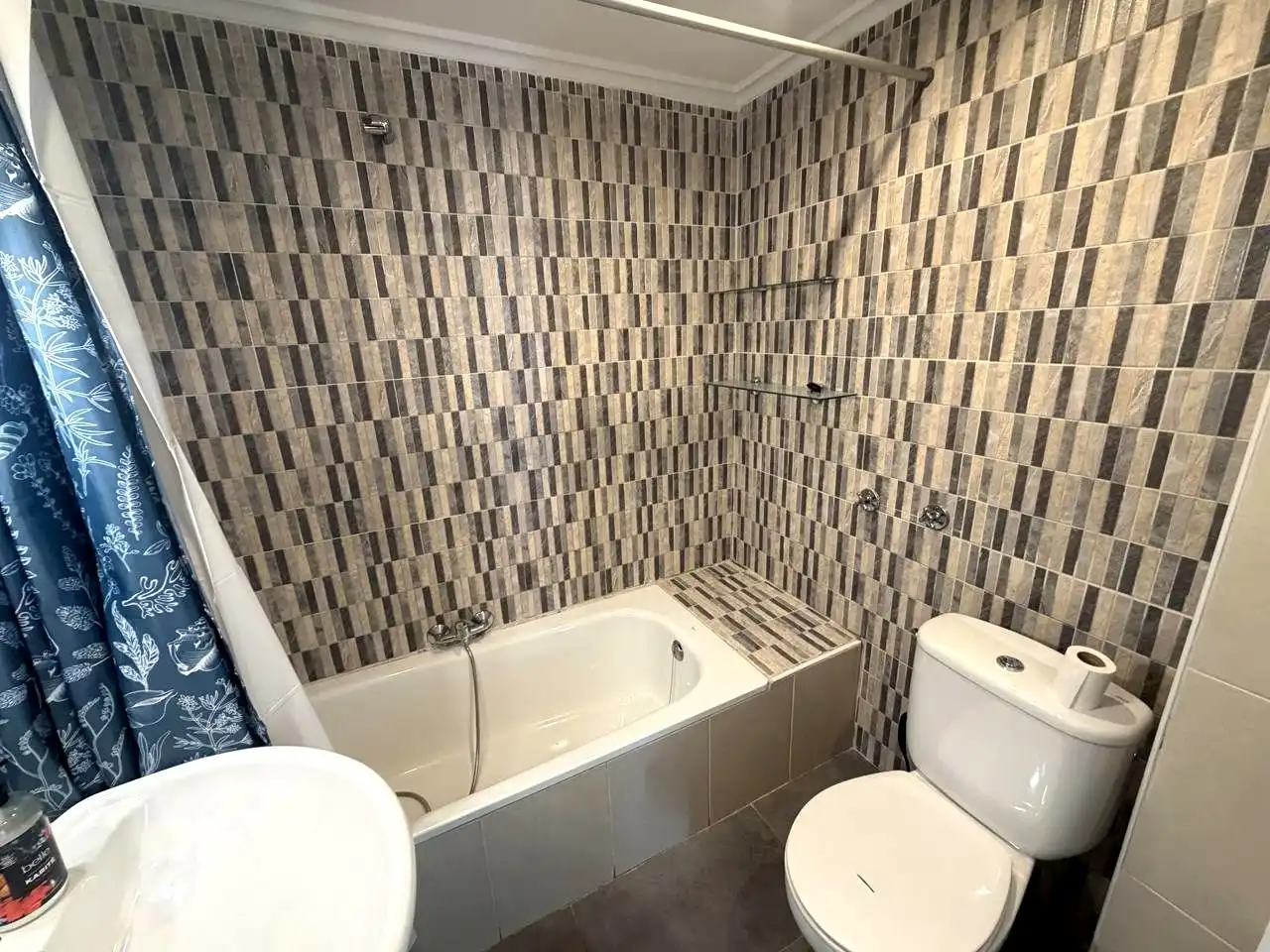 Habitación 90 m², Logroño