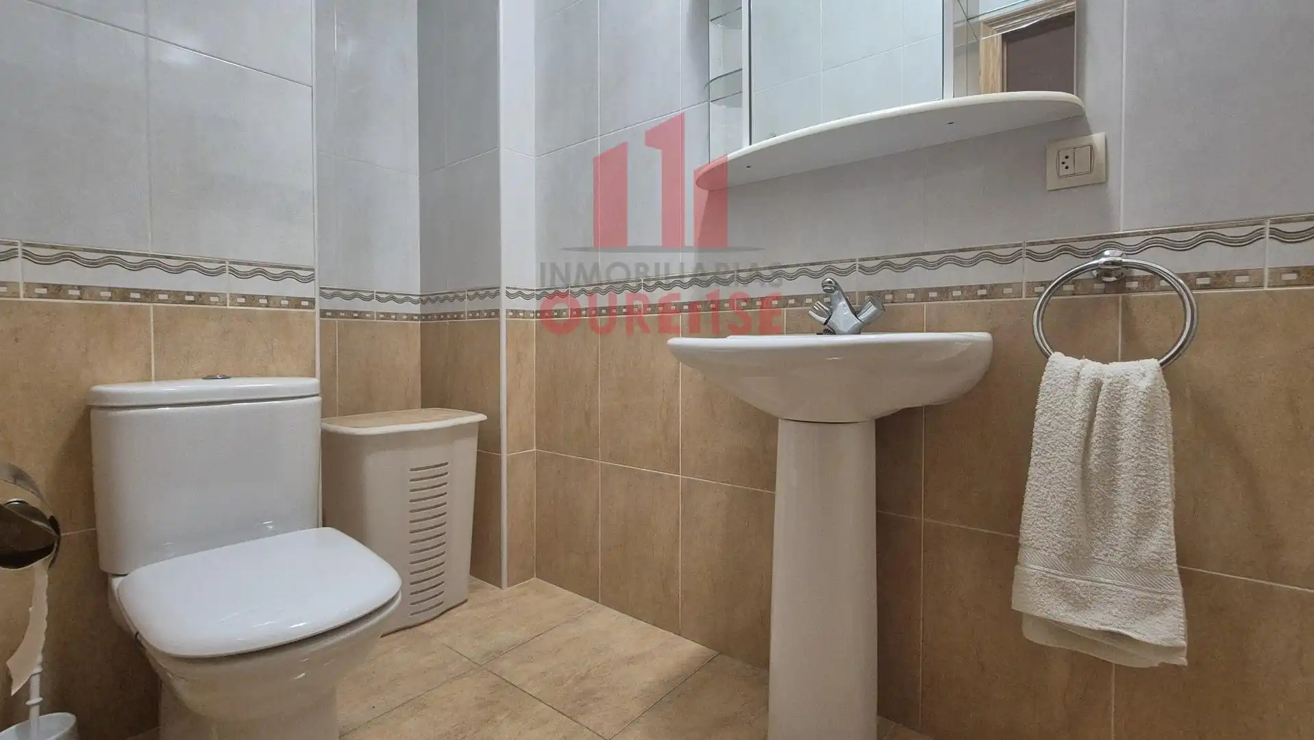 Piso de 95 m² en Ourense