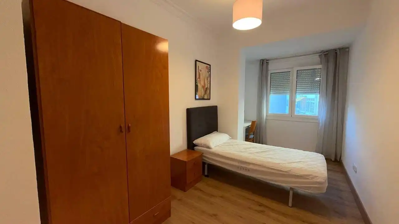 Piso de 95 m² en Ourense