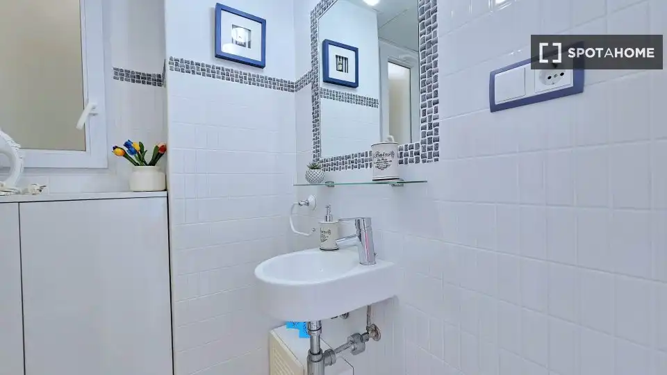 Habitación 230 m², España