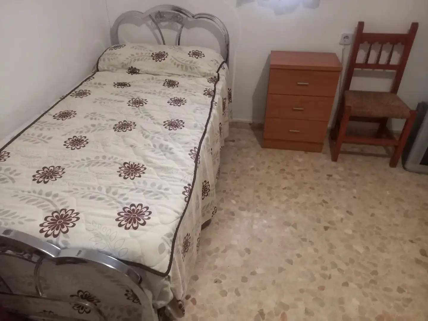 House 182 m² in El Burgo