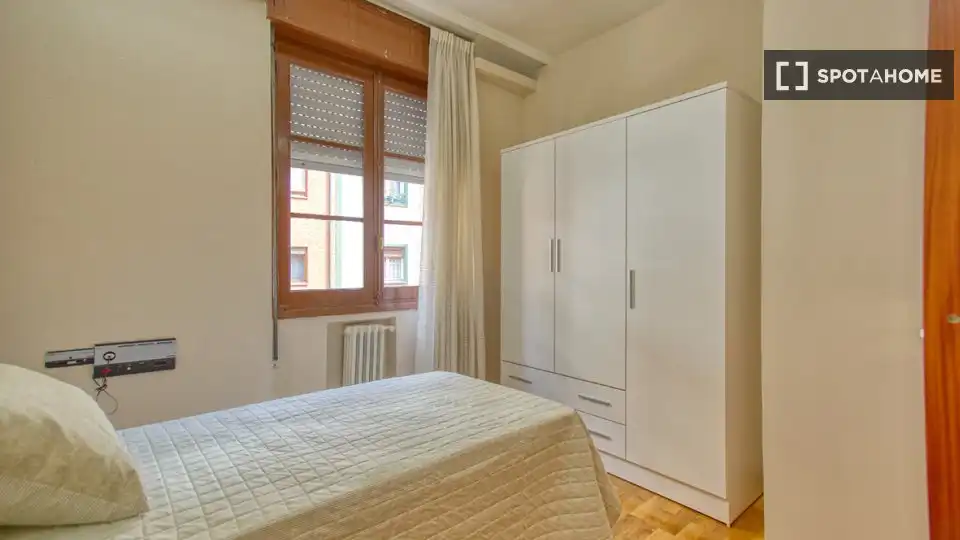 Habitación en alquiler, Oviedo