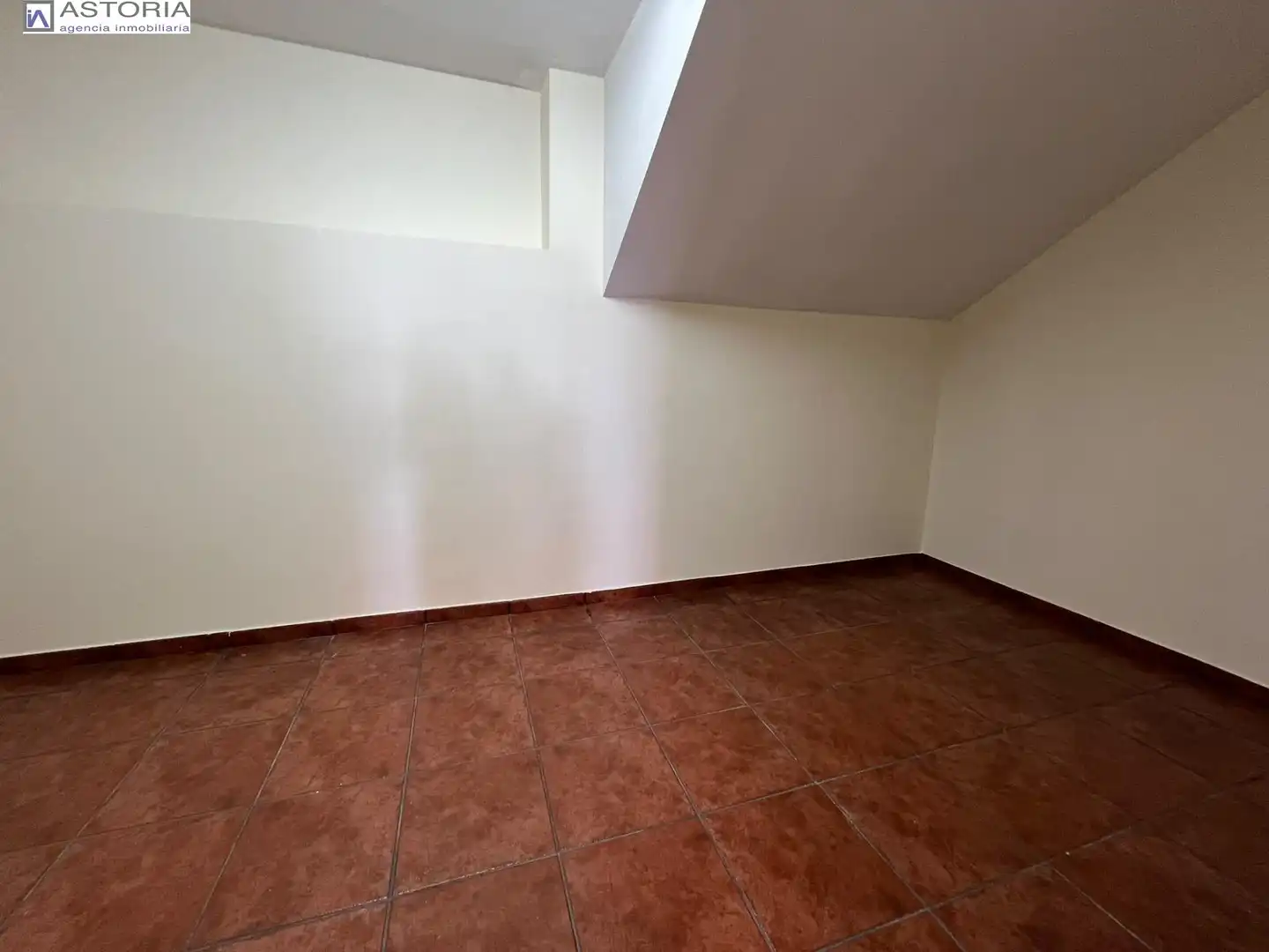 Casa de 215 m² en Granada