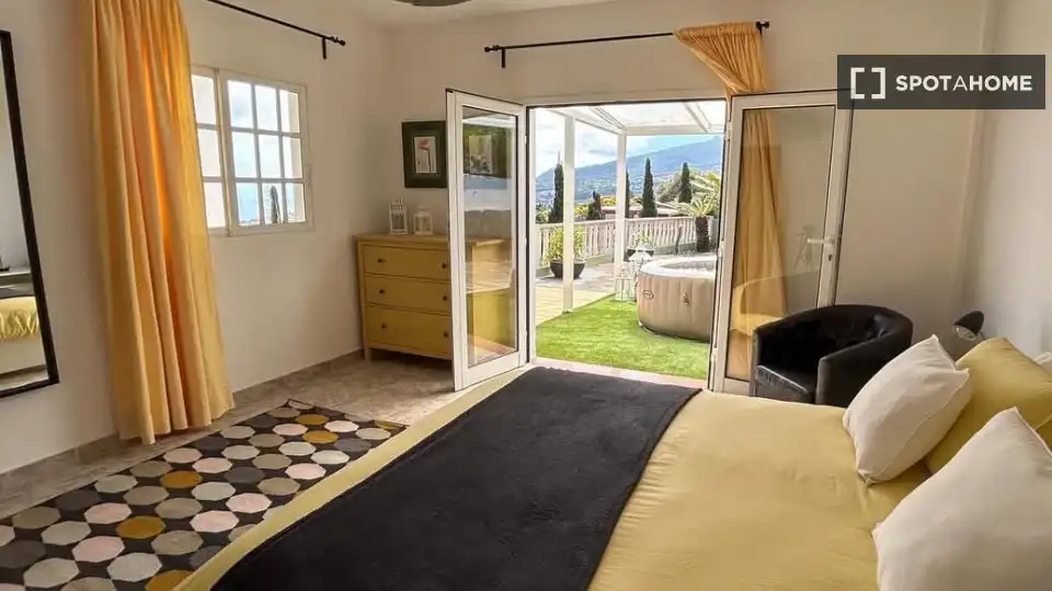 Habitación 230 m², Breña Alta