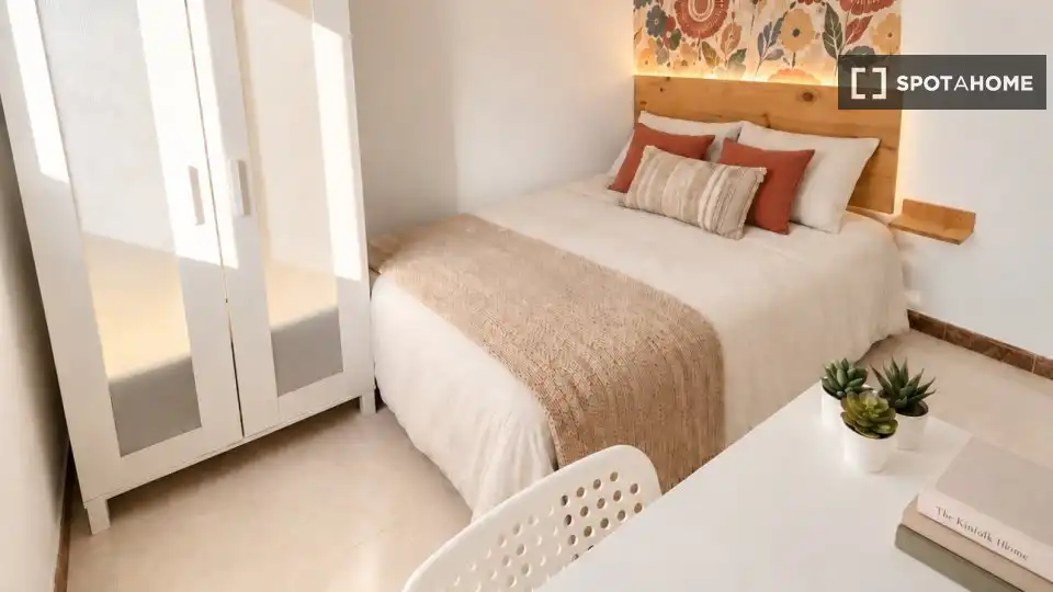Habitación 75 m², Sevilla
