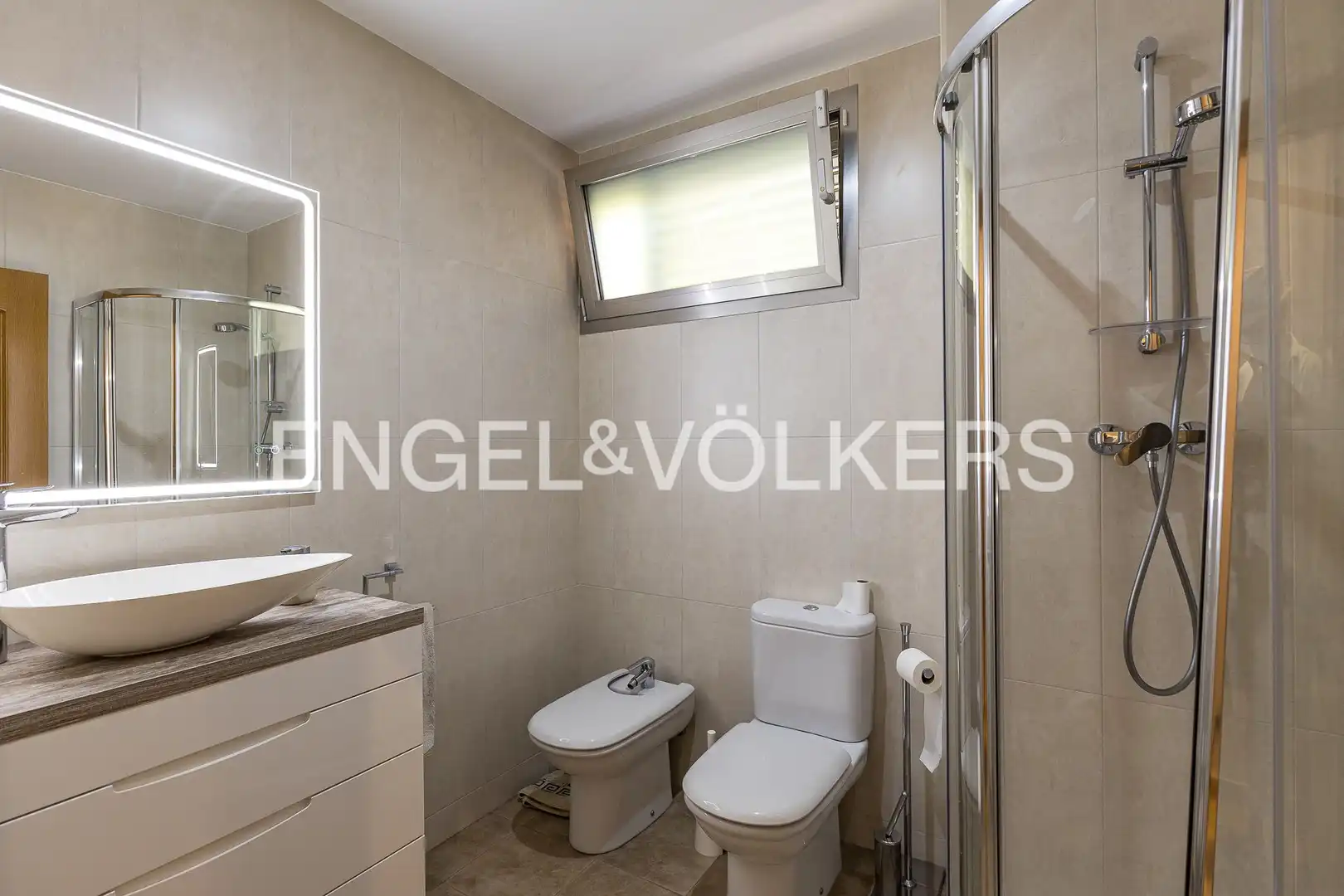 Piso de 270 m² en Cunit