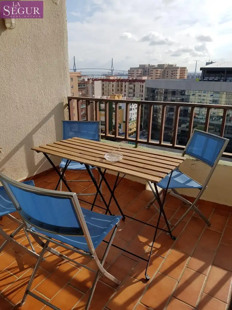 Piso de 160 m² en Cádiz