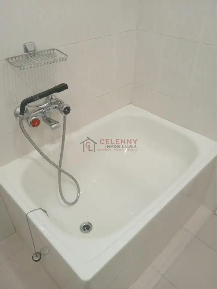 Casa de 80 m² en San Cibrao das Viñas