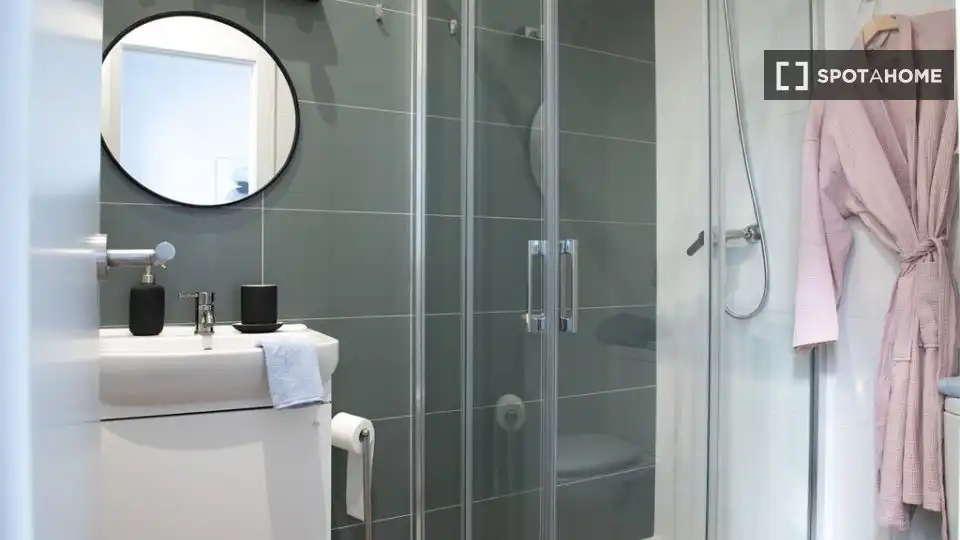 Habitación 150 m², Madrid