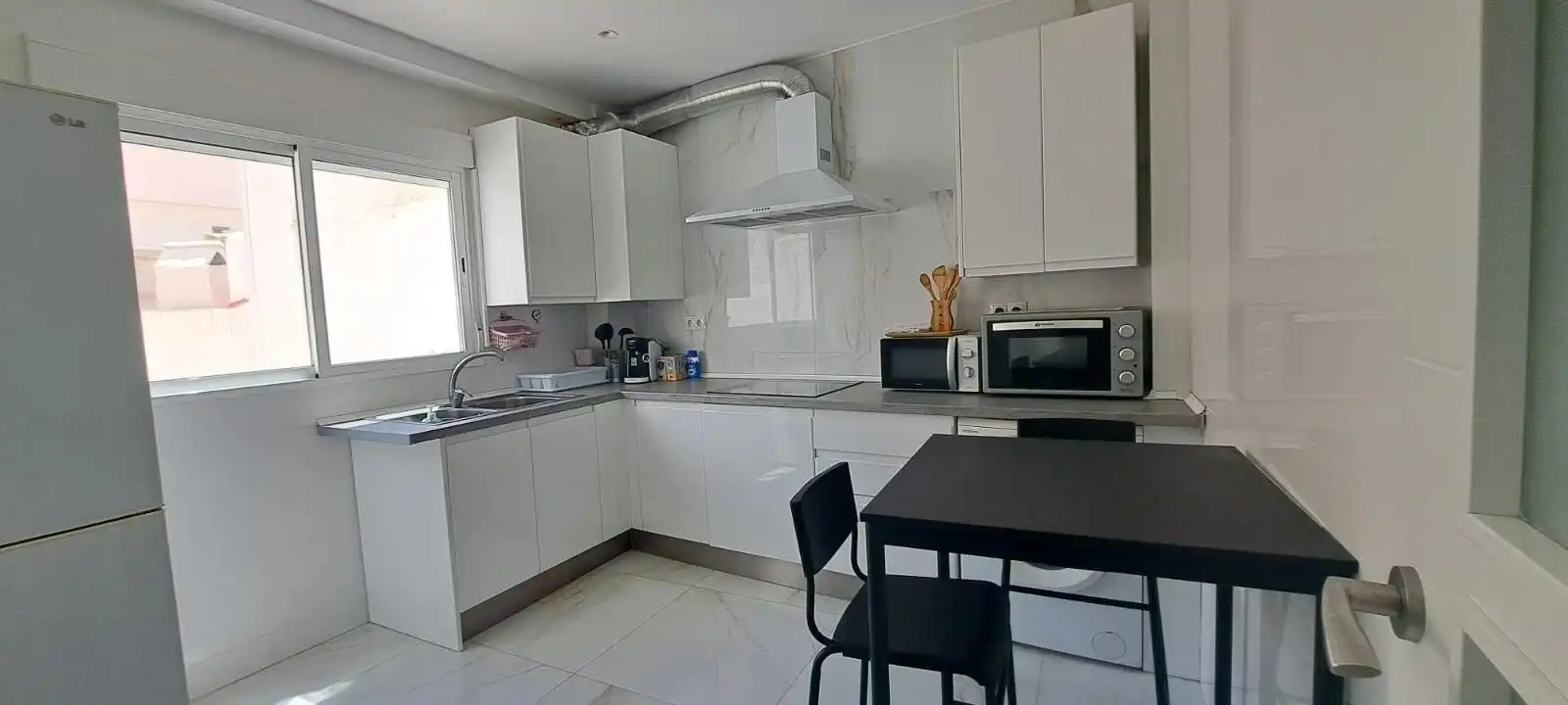 Habitación 80 m², Almería