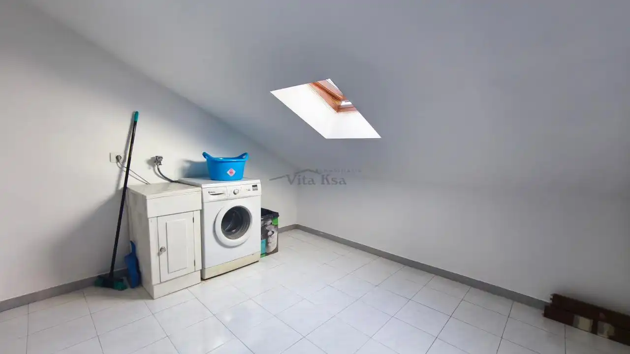 Wohnung 101 m² in Ourense