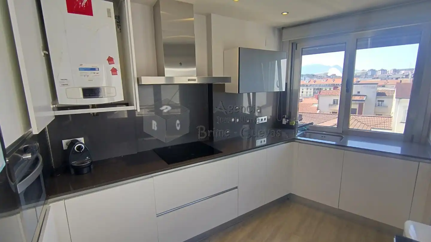 Piso de 94 m² en Oviedo