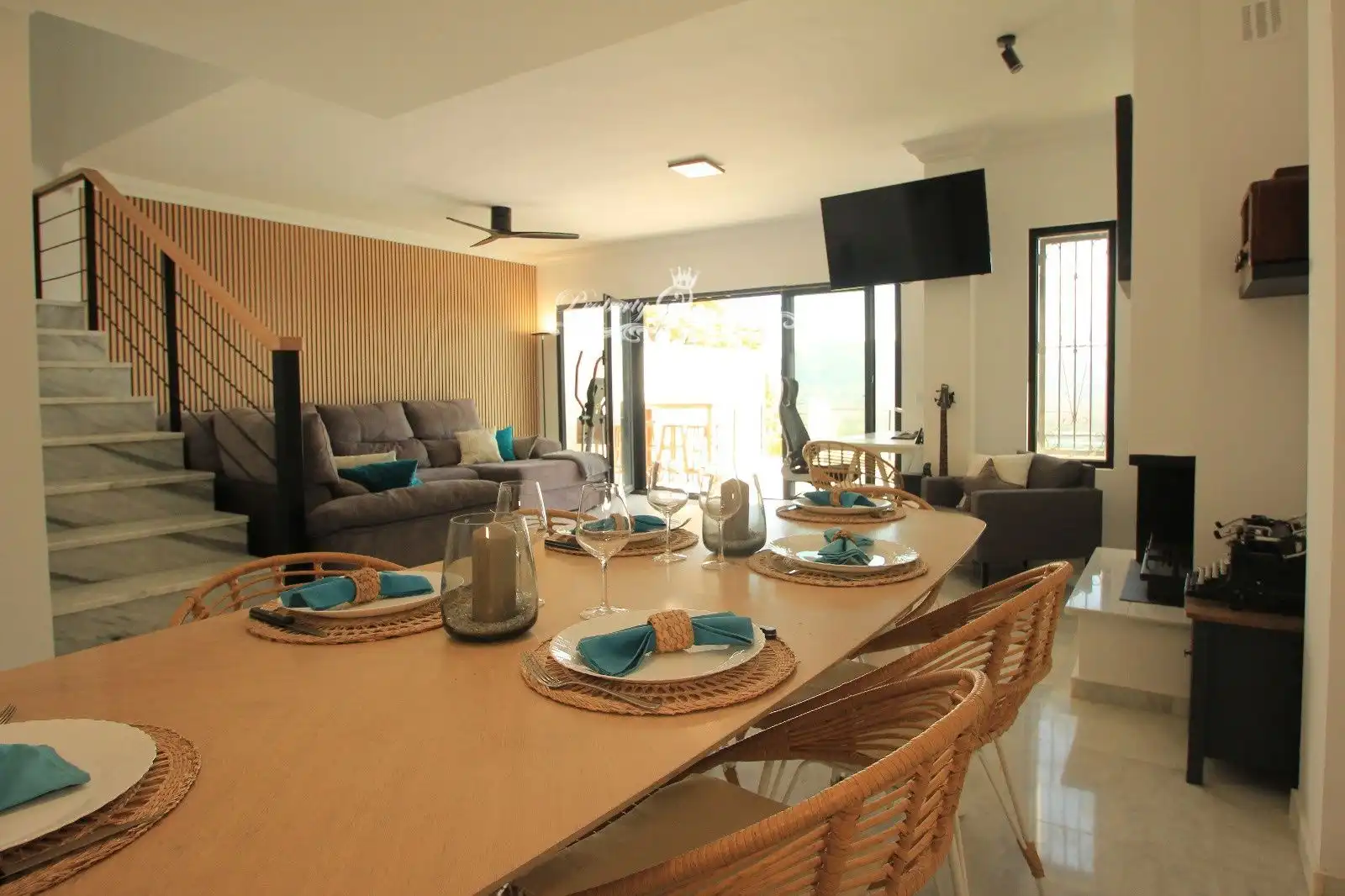 Casa de 240 m² a Población de Arroyo