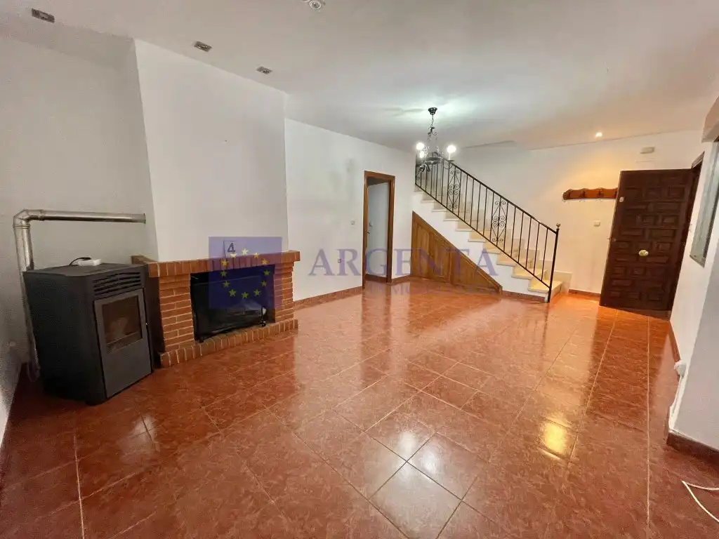 Casa de 160 m² en Malpartida de Cáceres