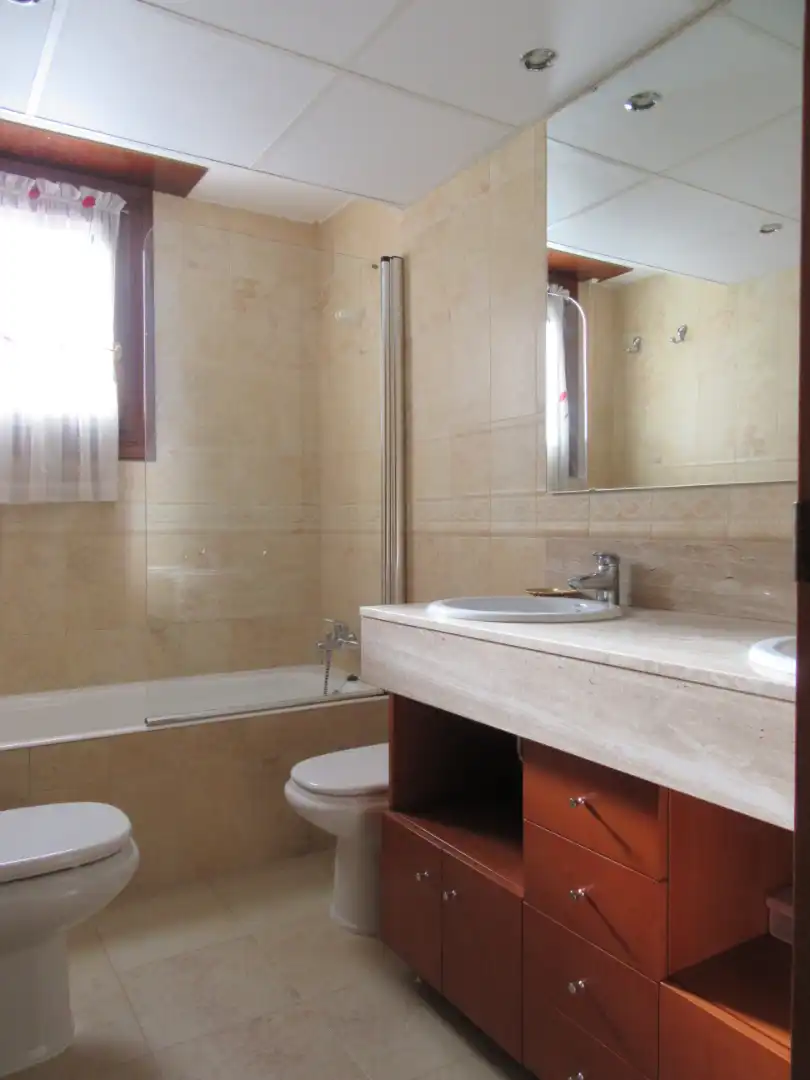 Casa de 250 m² en Zaragoza