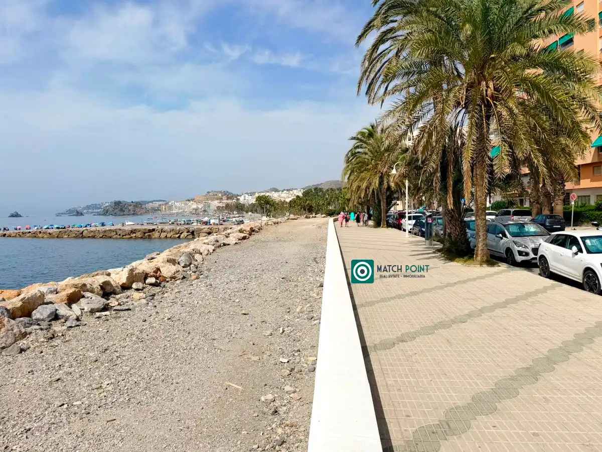 Piso de 80 m² en Almuñécar
