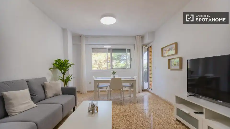 Habitació de lloguer, Burjassot