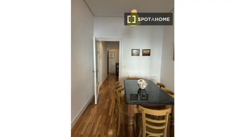 Habitación 132 m², Bilbao