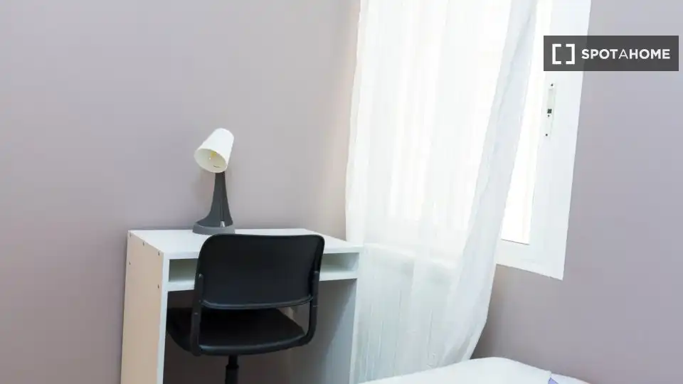 Habitación 92 m², Zaragoza