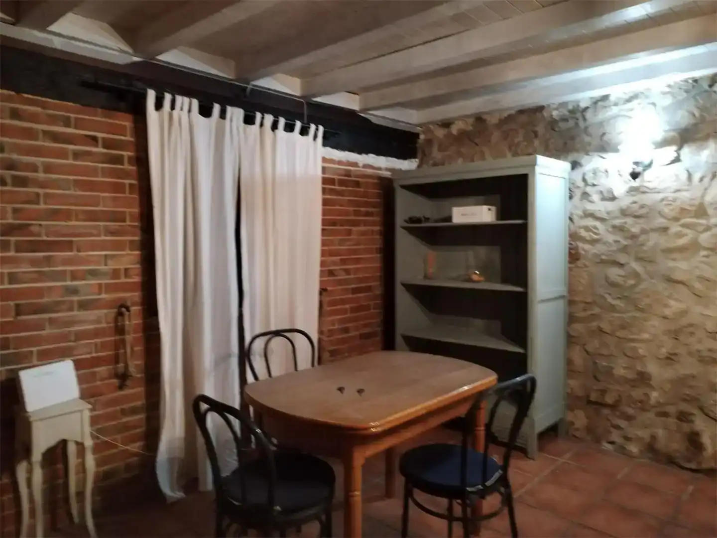 Habitación 250 m², Valdáliga