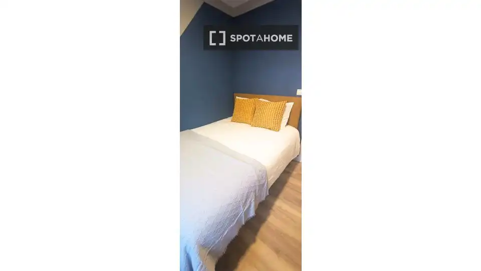 Habitación 87 m², Segovia