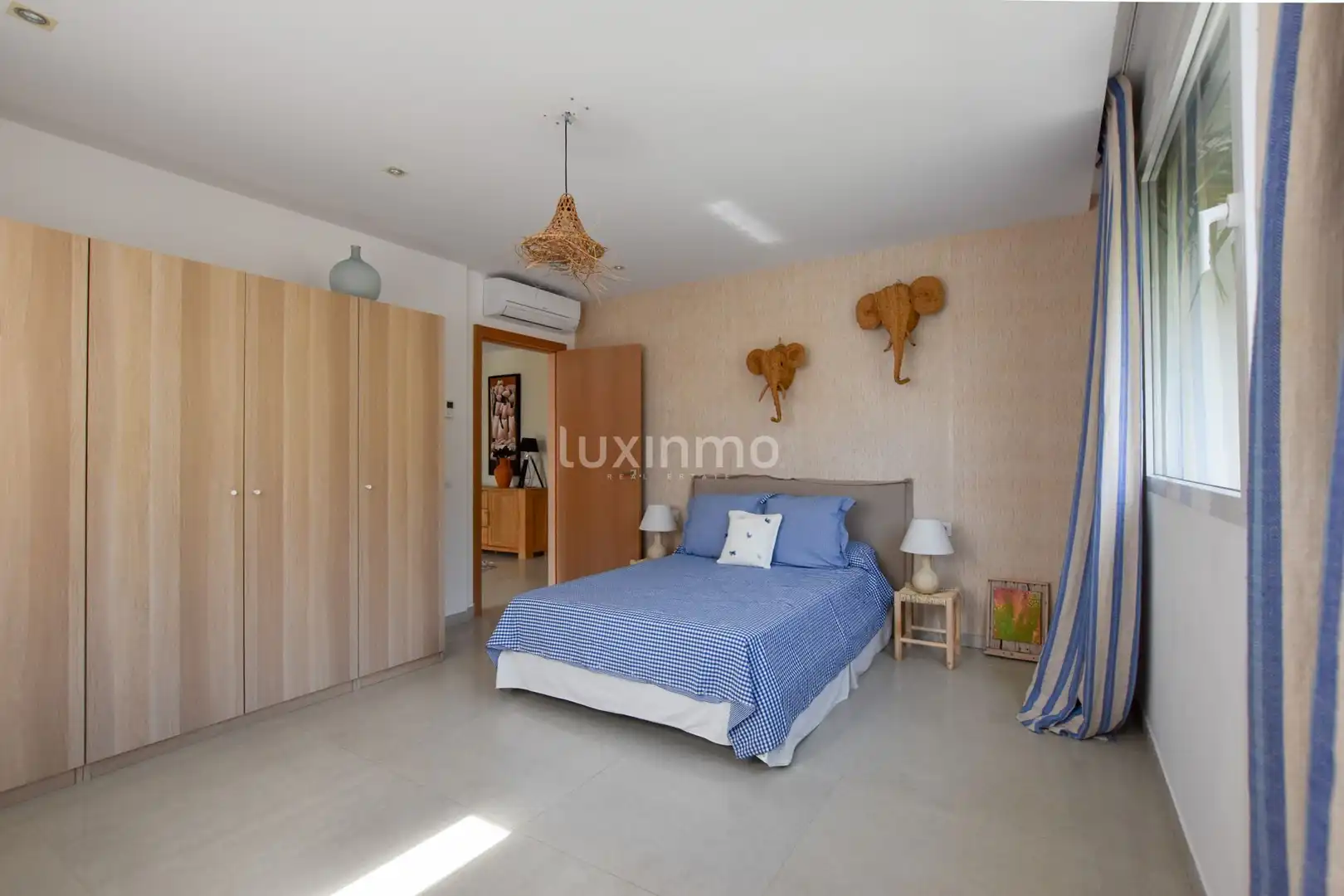Haus 300 m² in Dénia