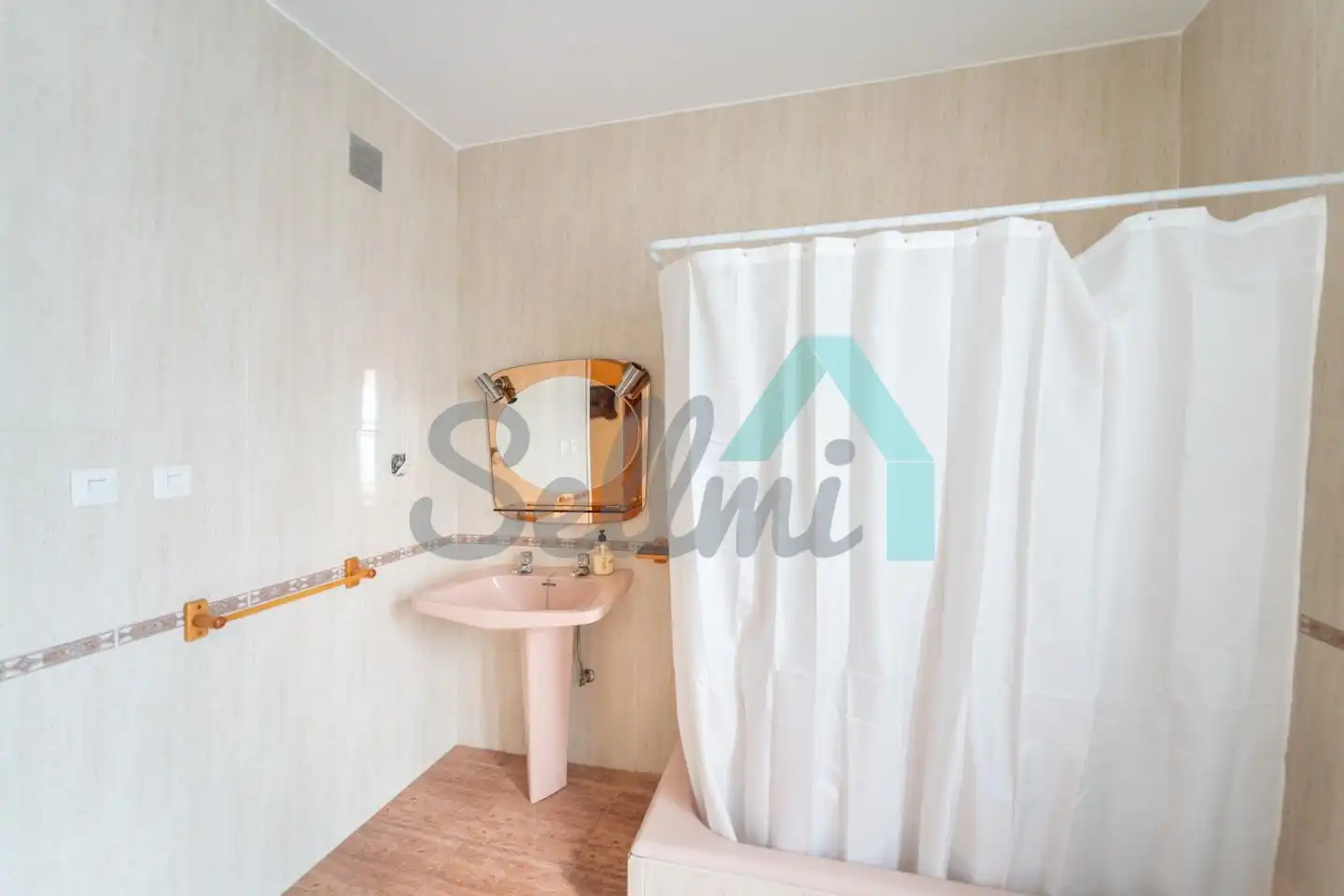 Piso de 212 m² en Oviedo