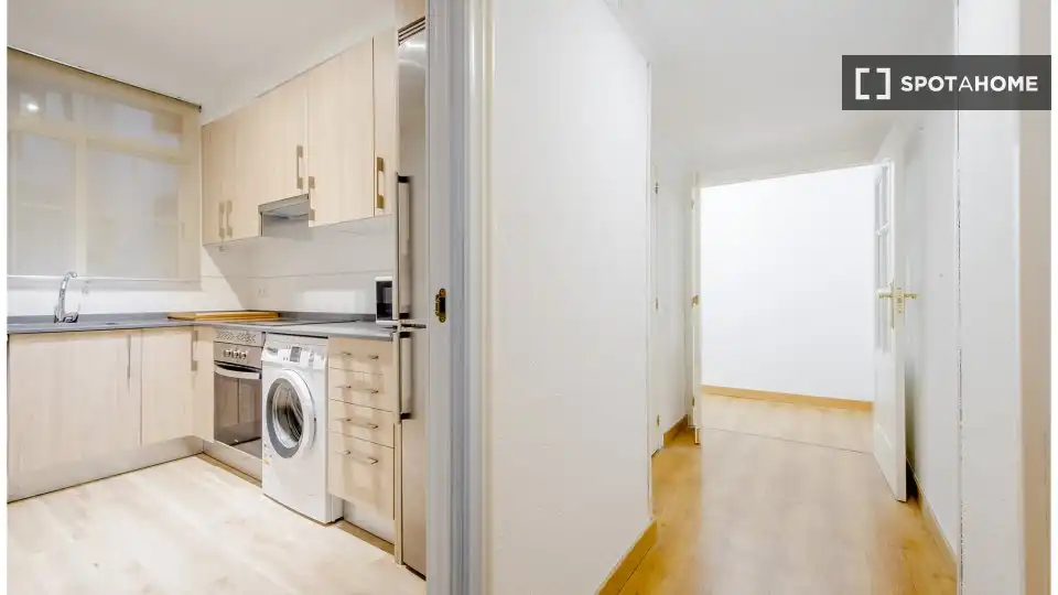 Habitación 800 m², Madrid