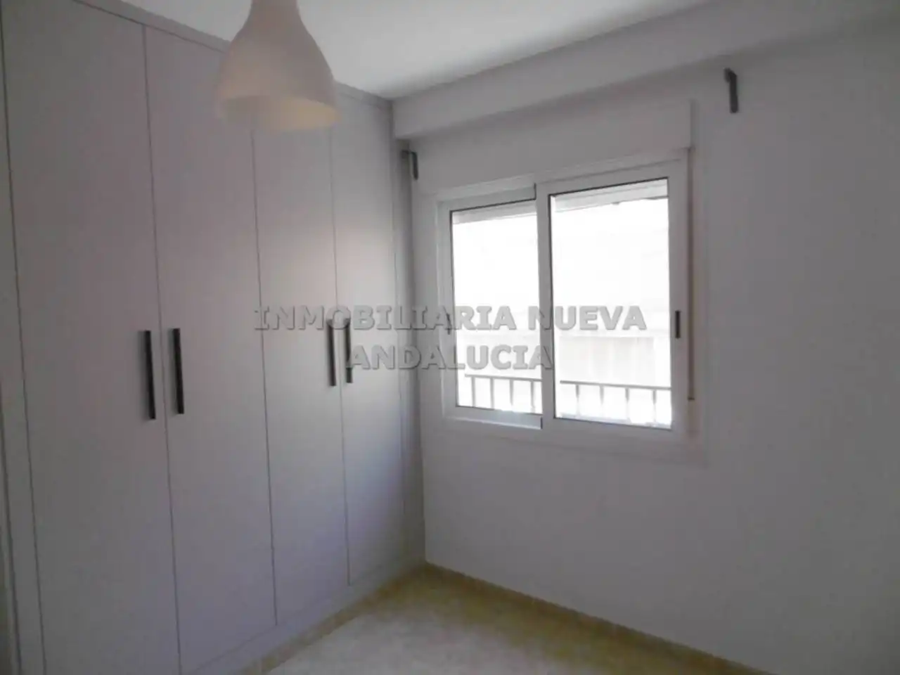 Piso de 90 m² en Almería