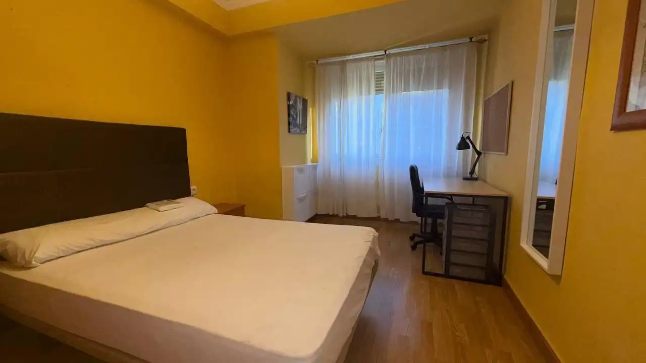 Piso de 95 m² en Ourense