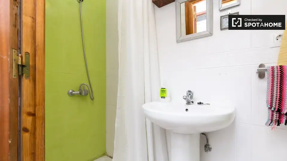 Habitación 69 m², Granada