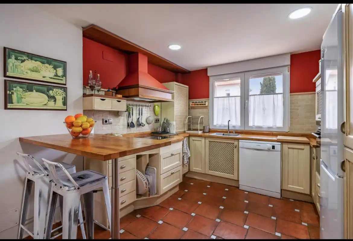 Piso de 280 m² en Monachil
