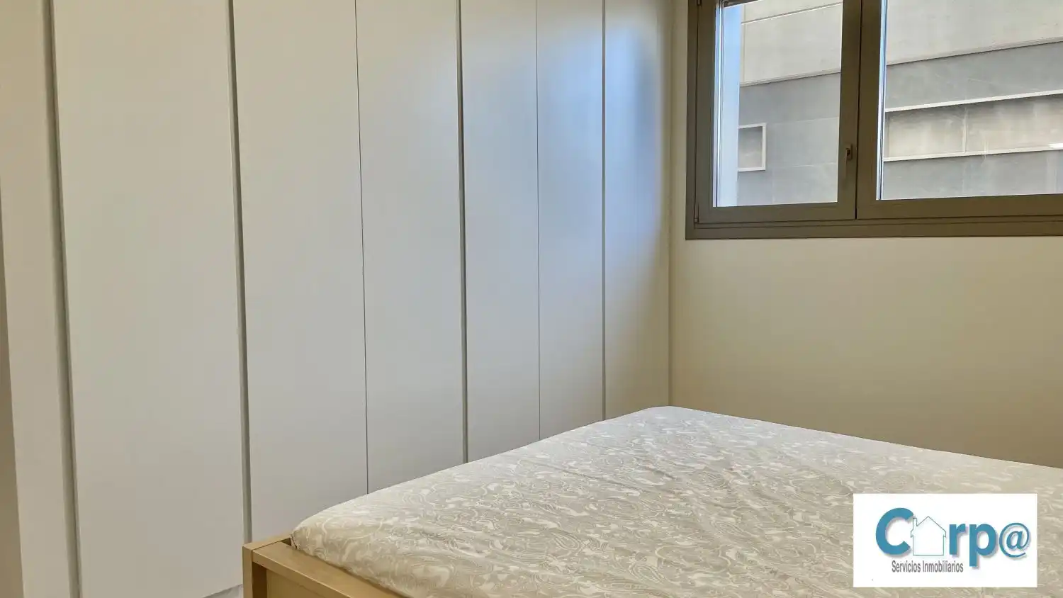 Pis de 80 m² a Pamplona