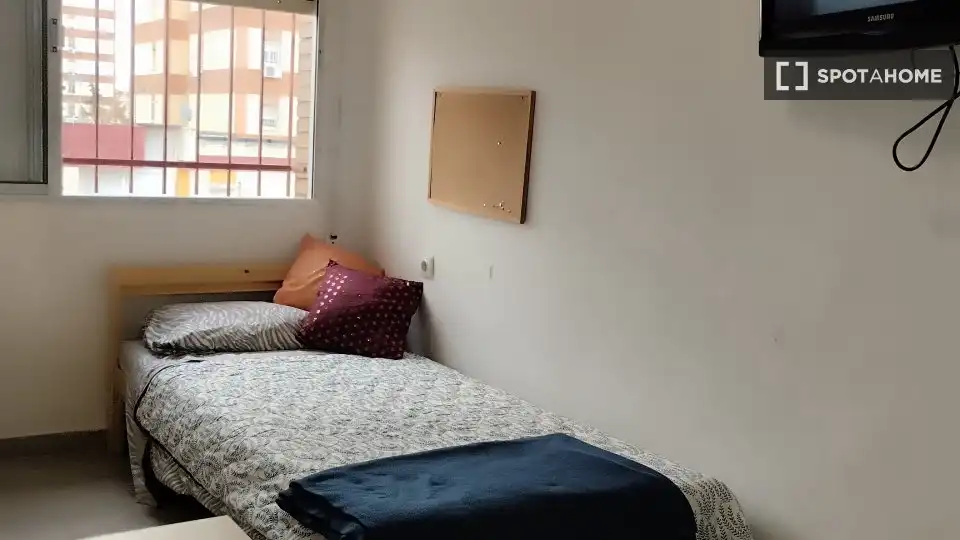 Habitación 80 m², Sevilla